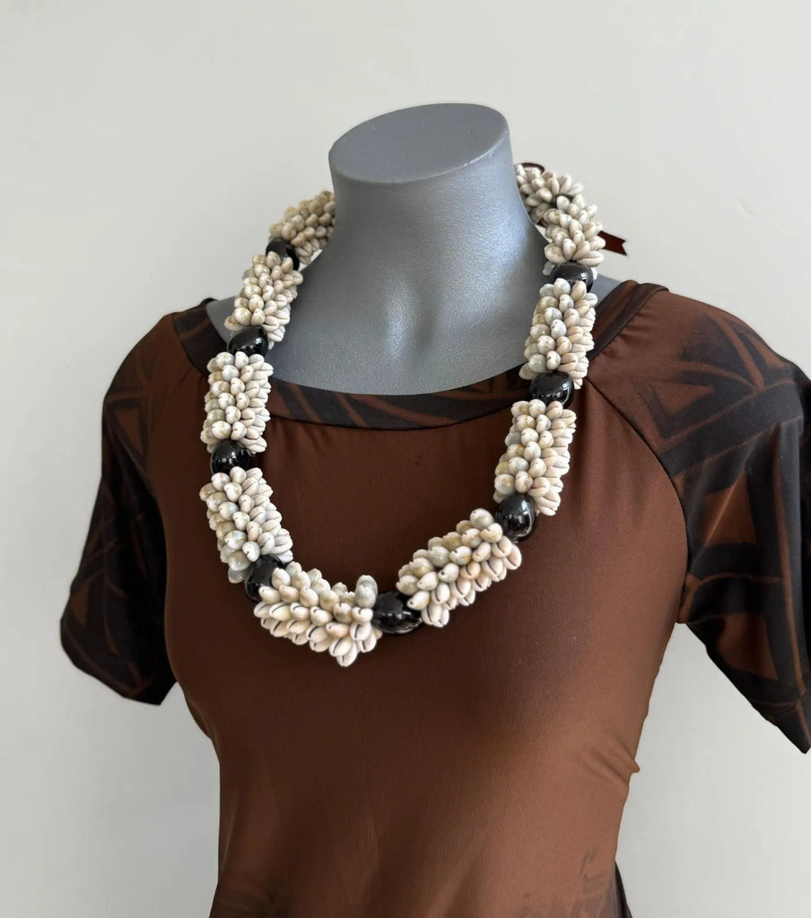 KOA Shell Necklace with Pu'a Loriana's NZ