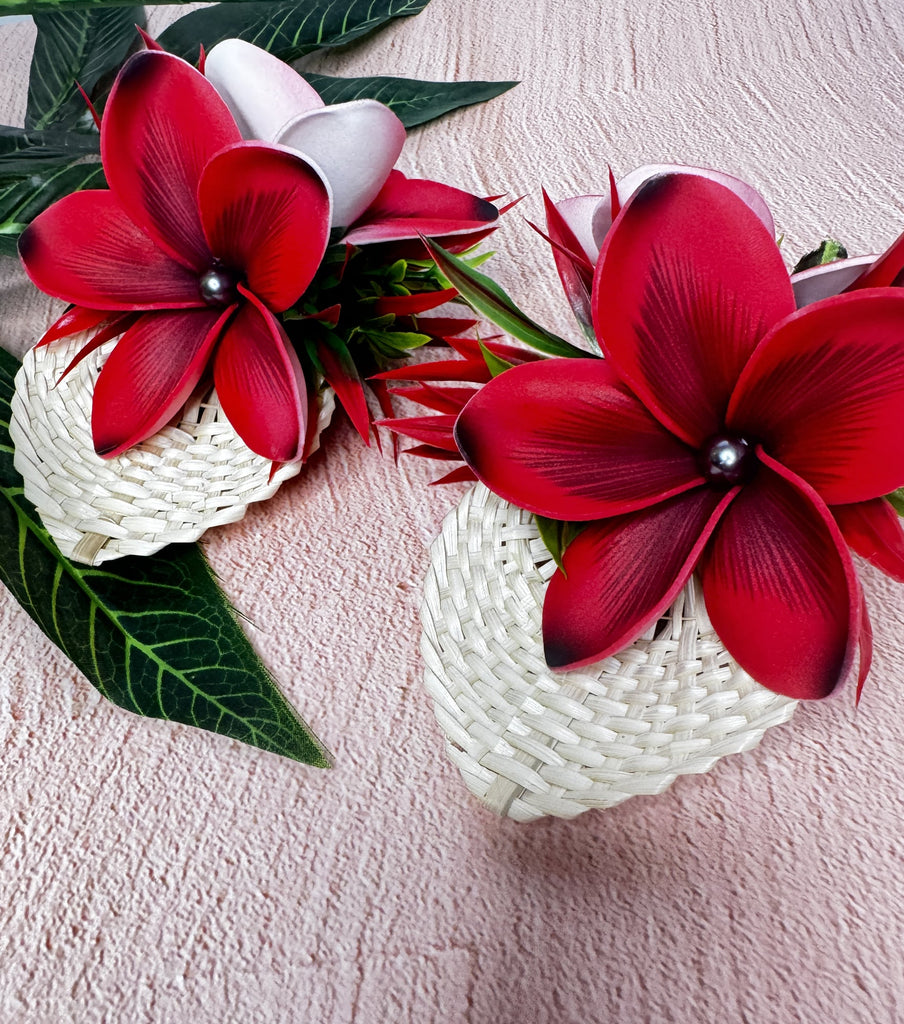 Ala Frangipani Hairclips Loriana's