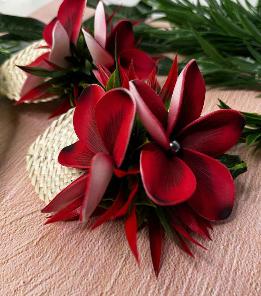 Ala Frangipani Hairclips Loriana's