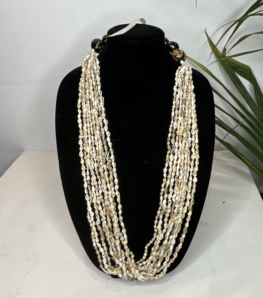 Thick Shell Necklace Loriana's NZ