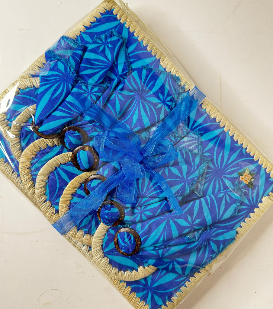 Colorful Table Setting Loriana's