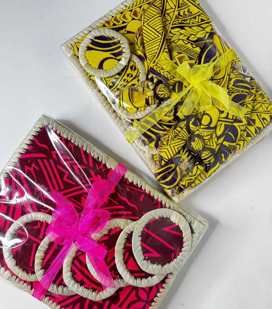 Colorful Table Setting Loriana's