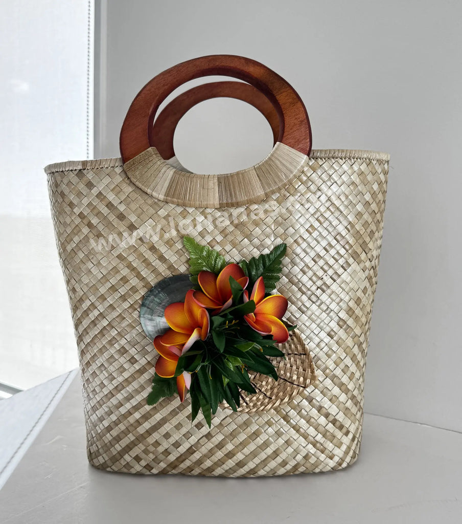 "Taupou Grace" Tote Loriana's